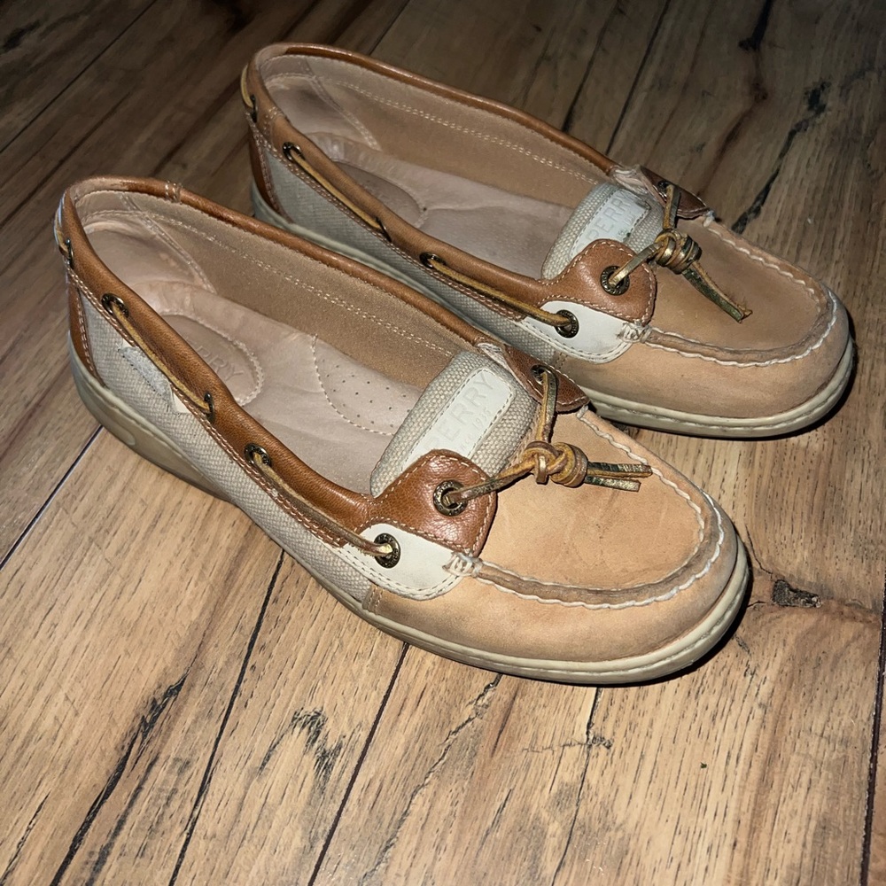 sperry boat shoes